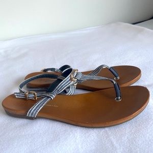 Chelsee girl flat sandals.